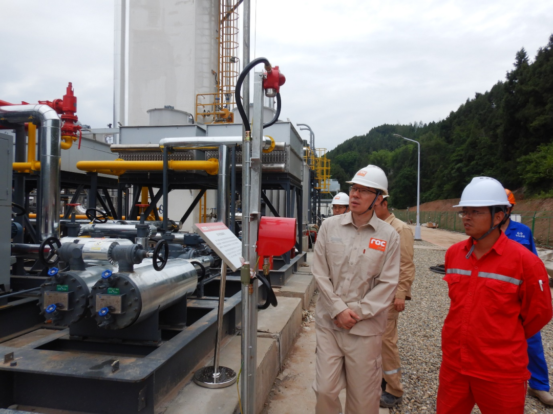 ���ڸ����ʯ�ͣ��ɶ������޹�˾������Ӫ����