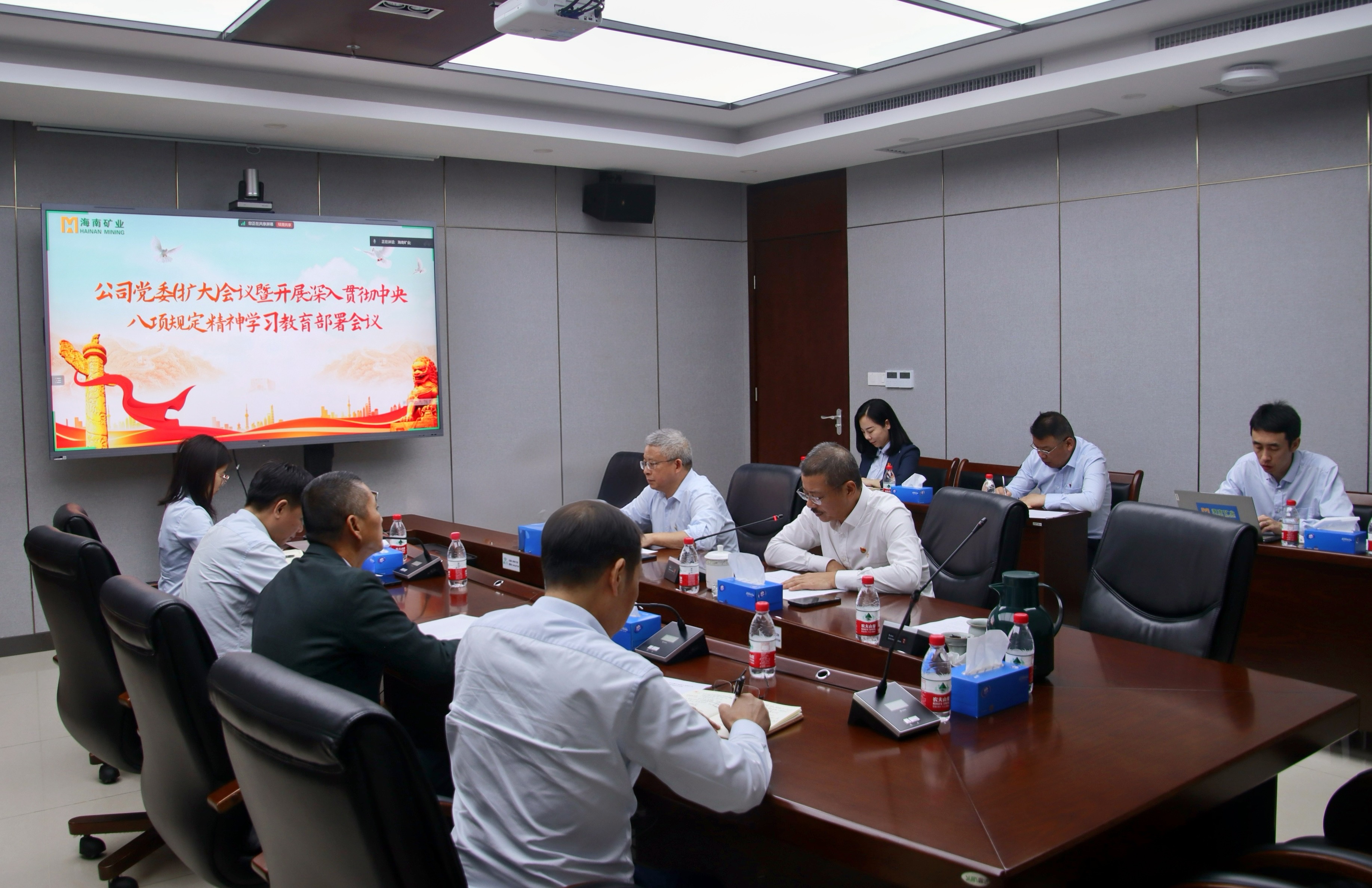 ���Ͽ�ҵ�ٿ���ί�����󣩾ۻ� ��������᳹������������ѧϰ��������