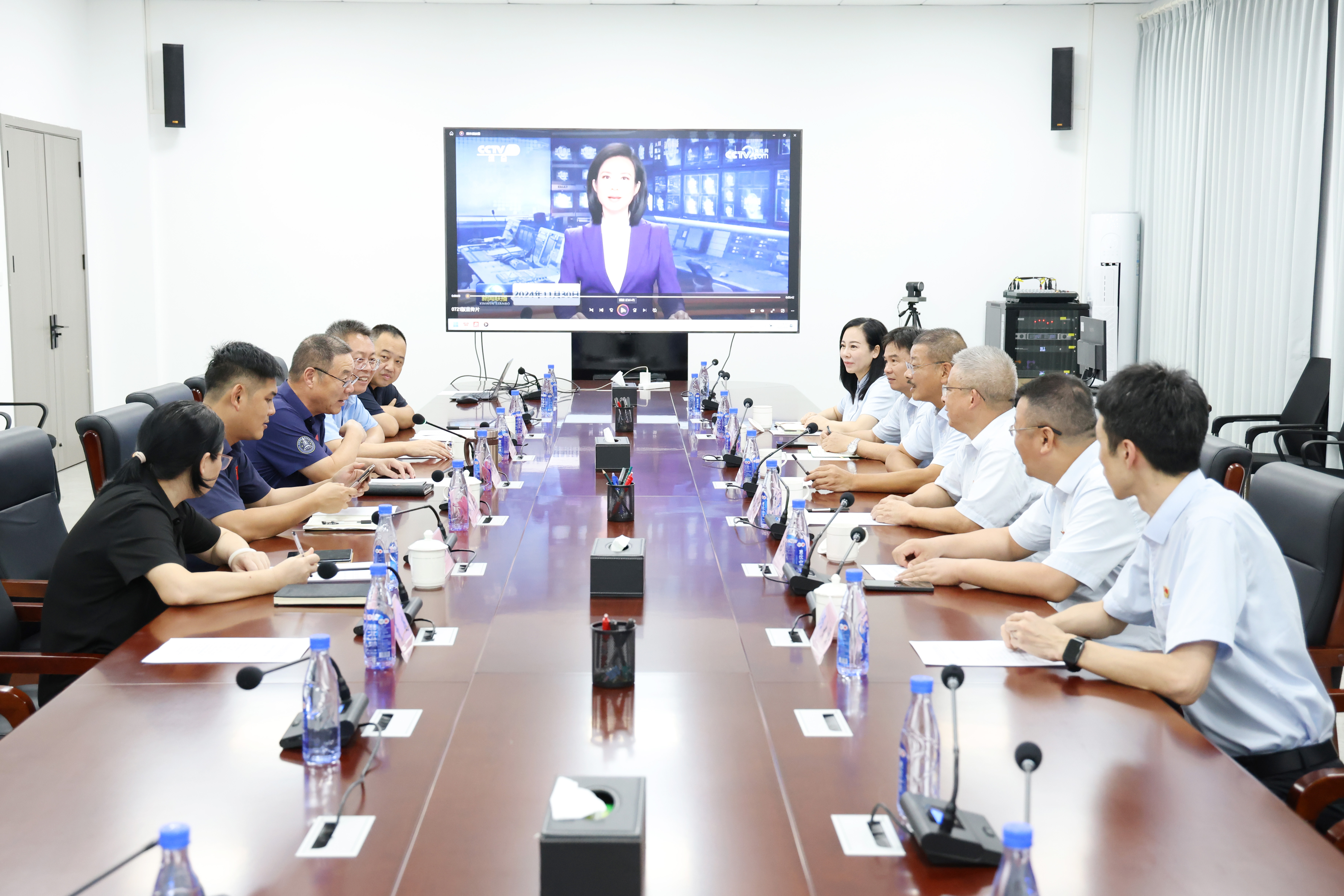 ���Ͽ�ҵ�ͺ����̷���չ������������