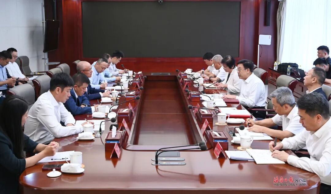 ����ʡί��Ƿ���븴�ǹ��ʶ��³������һ�о���̸��